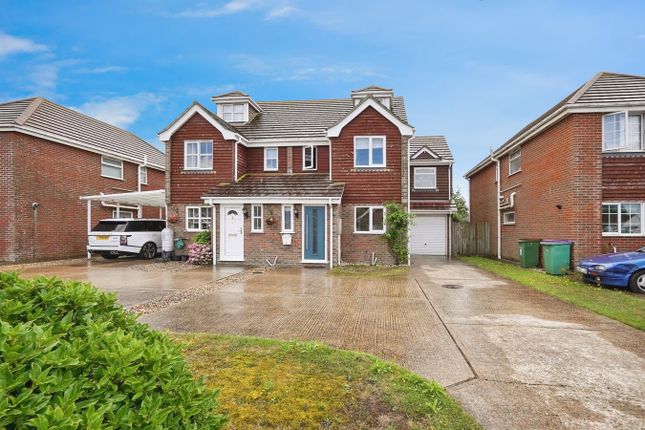 Coast Drive, New Romney TN28 3 bed semi
