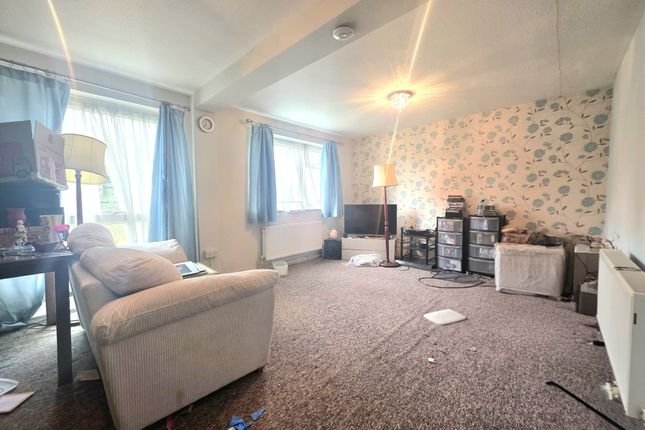 College Avenue, Harrow 1 bed ground floor flat for sale
