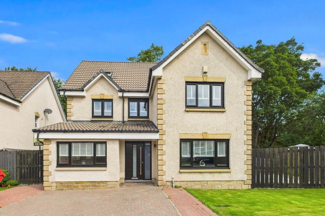 6 bedroom detached house for sale