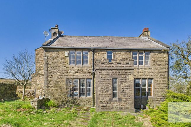 Helmshore Road, Holcombe BL8 3 bed detached house for sale