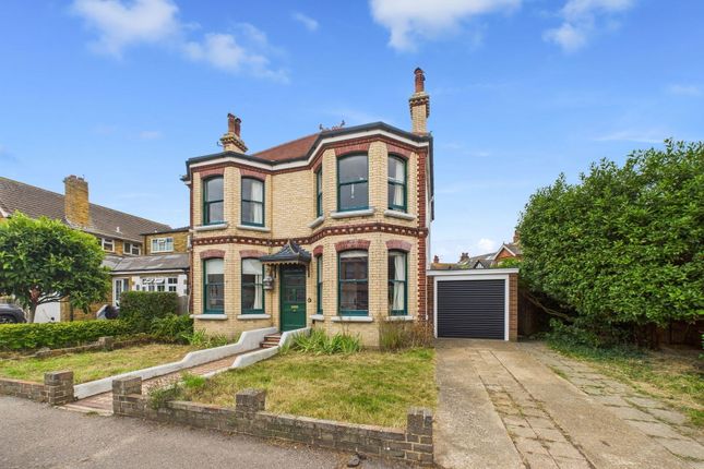 Victoria Road, Southwick 4 bed detached house for sale