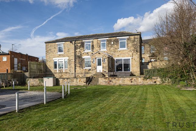 Horbury Road, Ossett 5 bed detached house for sale