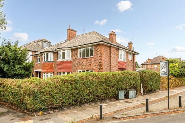 St. Dunstans Gardens, London, W3 4 bed semi