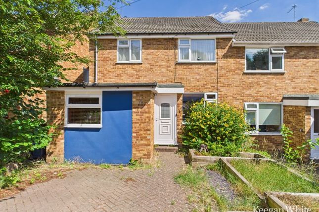 Hepplewhite Close, High Wycombe 3 bed semi