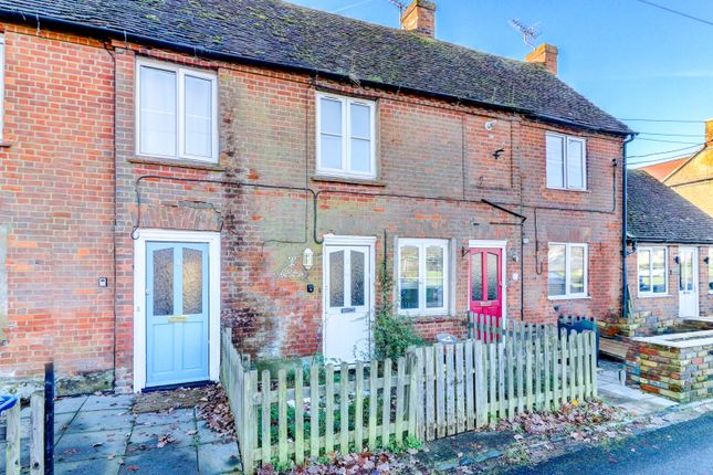 The Common, High Wycombe HP14 3 bed terraced house for sale