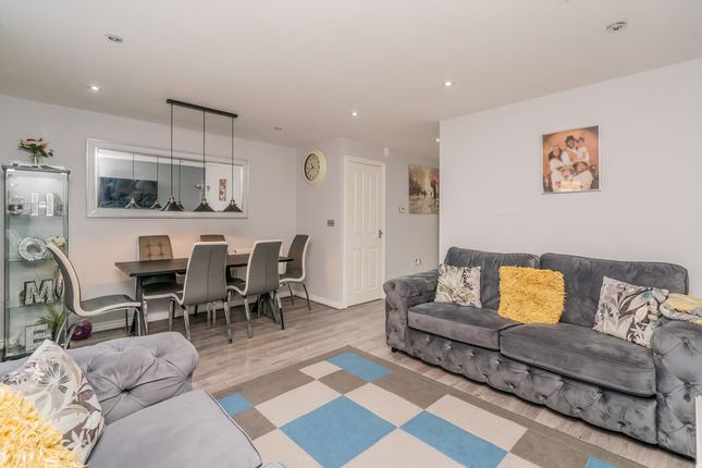 Alderney Avenue, Milton Keynes, MK3 3 bed end of terrace house for sale
