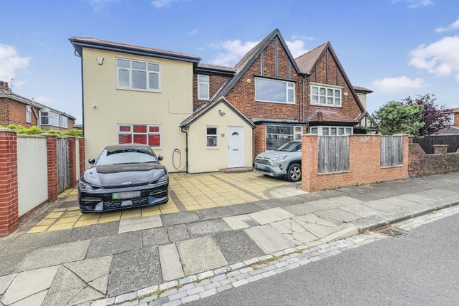 Newlands Avenue, Hartlepool 4 bed semi