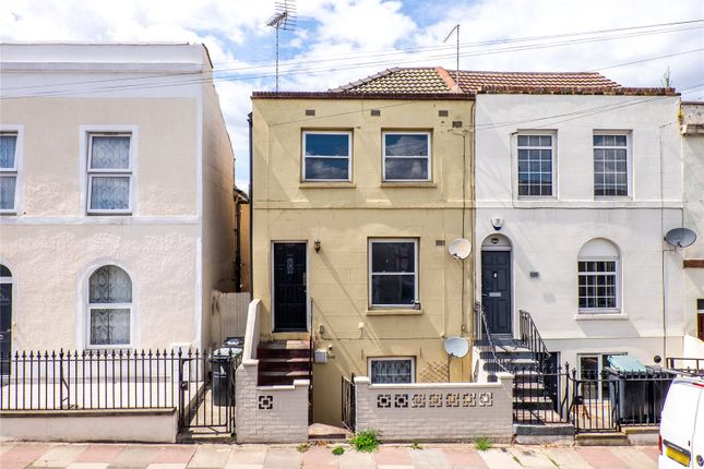 Wellington Street, Gravesend, Kent, DA12 4 bed terraced house for sale