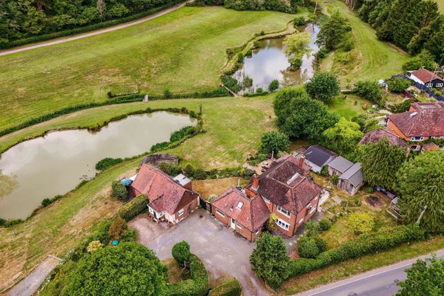 8 bed detached house