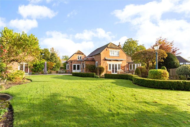Duffield Lane, Stoke Poges, Slough, SL2 4 bed detached house for sale