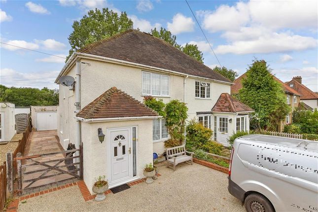 Little Bookham Street, Bookham... 3 bed semi