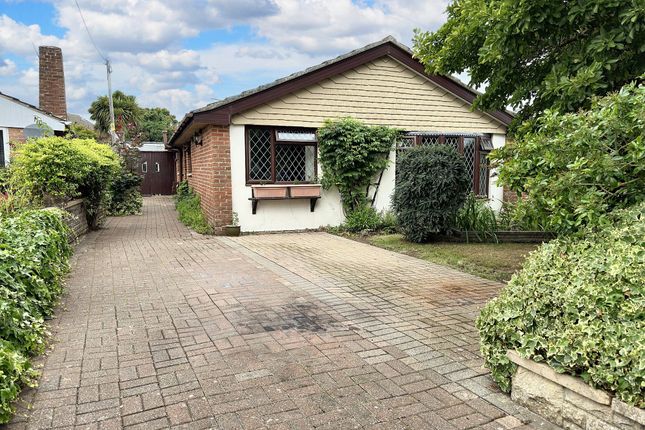 Southbourne Avenue, Holbury, SO45 3 bed detached bungalow for sale