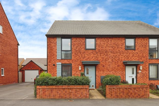 3 bedroom semi-detached house for sale
