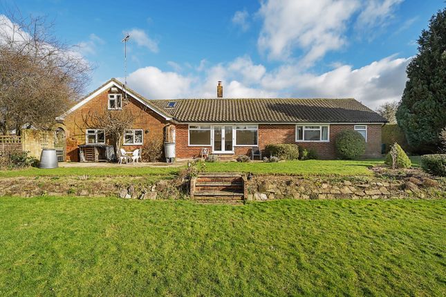 Raebarn Close, Cheriton, Alresford... 3 bed bungalow for sale