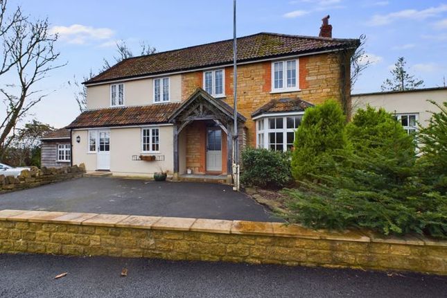 South Harp Cottage, Over Stratton... 4 bed cottage for sale