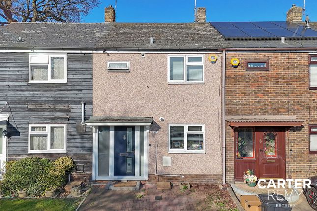 Great Mistley, Basildon, SS16 3 bed terraced house for sale