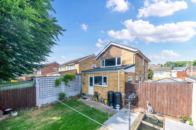 3 bed detached house