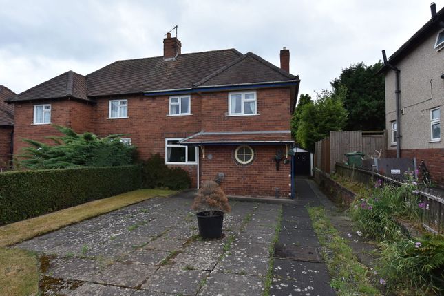 Ashwood Avenue, Stourbridge DY8 3 bed semi