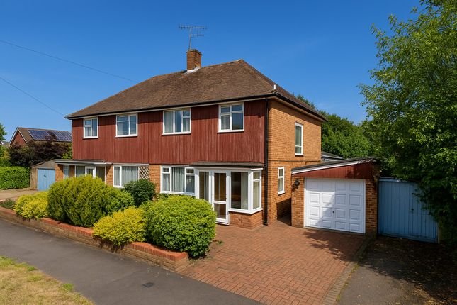 Tile Kiln Lane, Hemel Hempstead, HP3 3 bed semi
