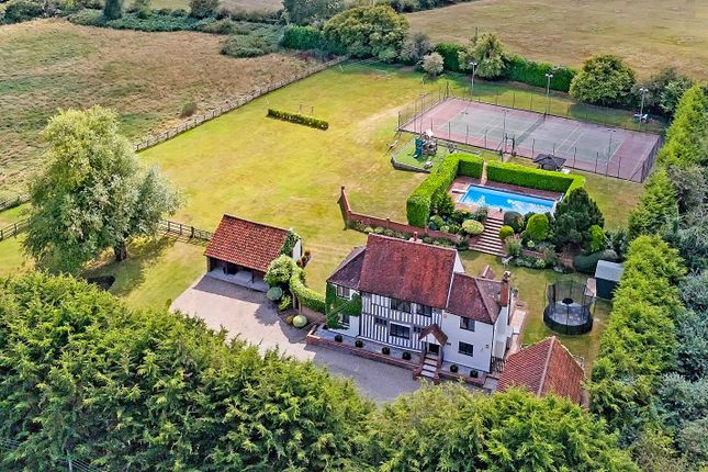 Outings Lane, Doddinghurst, CM15 5 bed detached house for sale