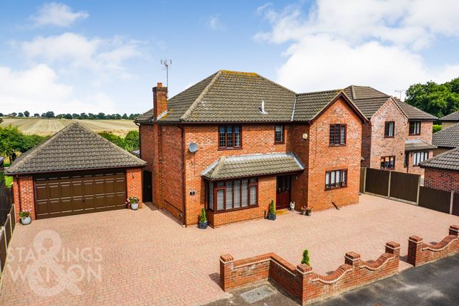 Leonard Medler Way, Hevingham, Norwich 4 bed detached house for sale