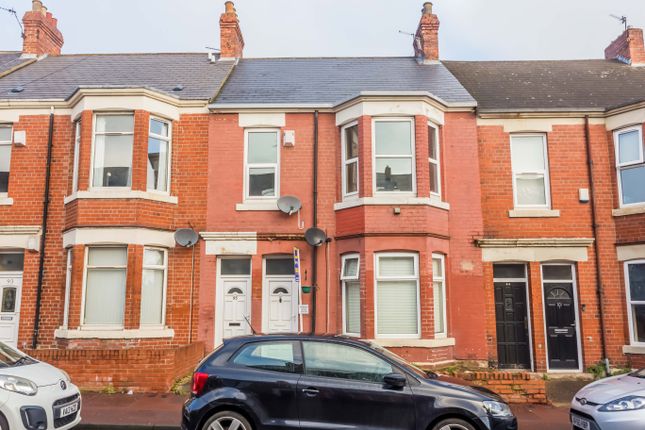 Simonside Terrace, Newcastle upon... 3 bed flat for sale