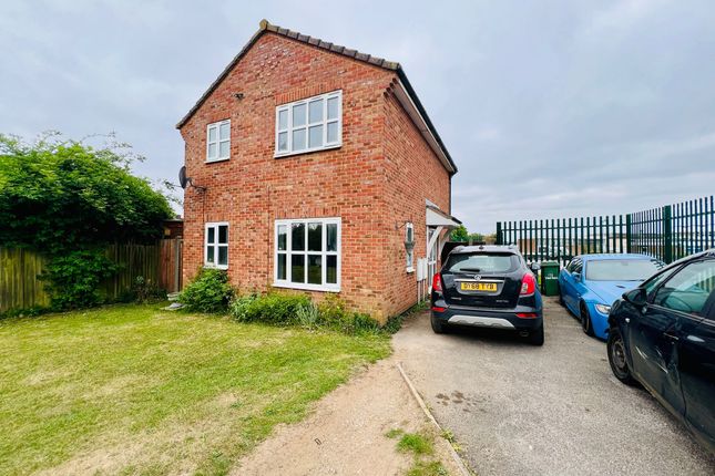 3 bed detached house