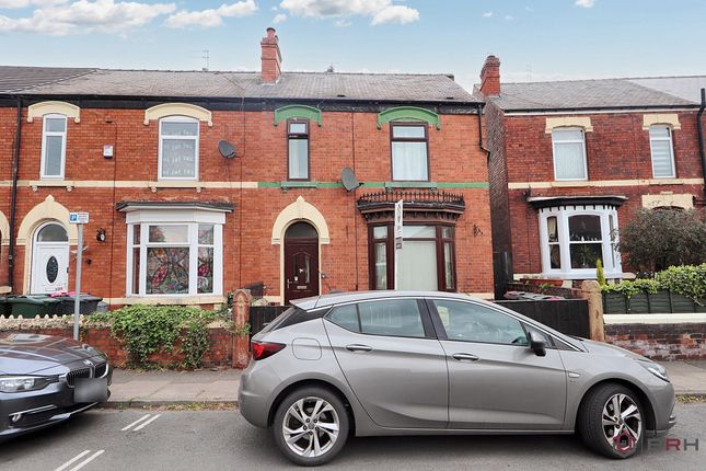 5 bedroom terraced house for sale