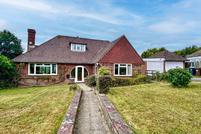 Gorselands, Sedlescombe, Battle, TN33 2 bed detached bungalow for sale