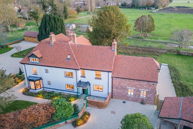 6 bed farmhouse