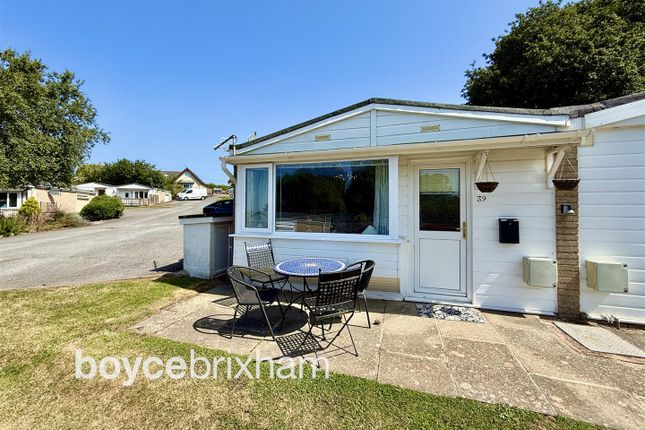 2 bedroom terraced bungalow for sale