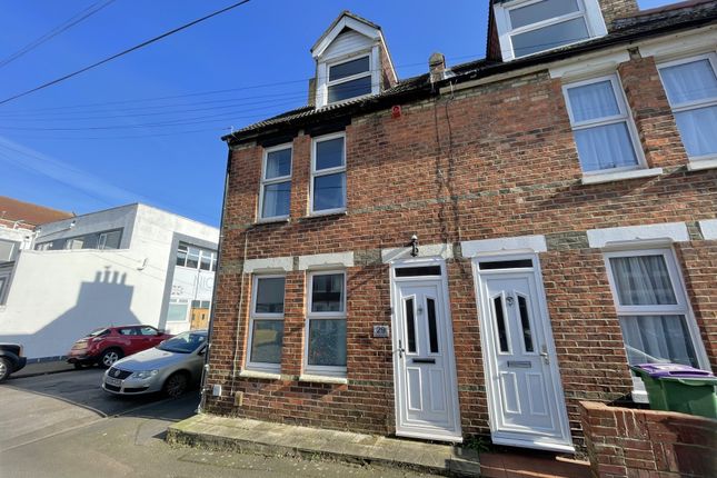 Gladstone Road, Folkestone, CT19 5NQ 4 bed end of terrace house for sale