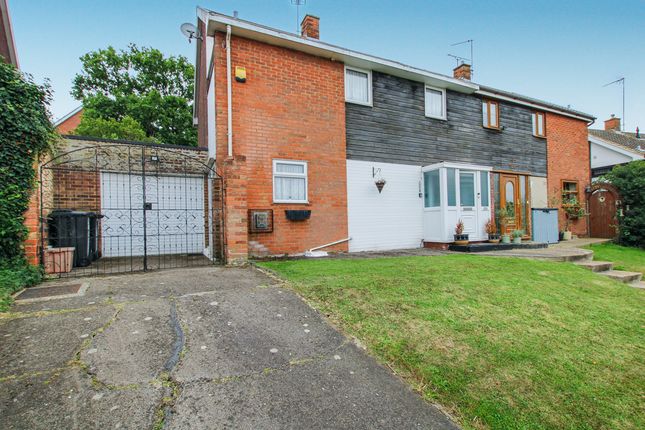 3 bed semi-detached house