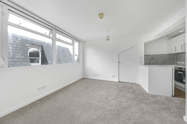 Studio apartment for sale
