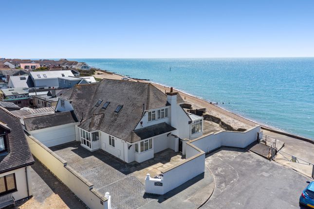 3 bed detached house