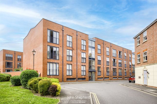 Ascote Lane, Dickens Heath, Solihull... 2 bed flat for sale