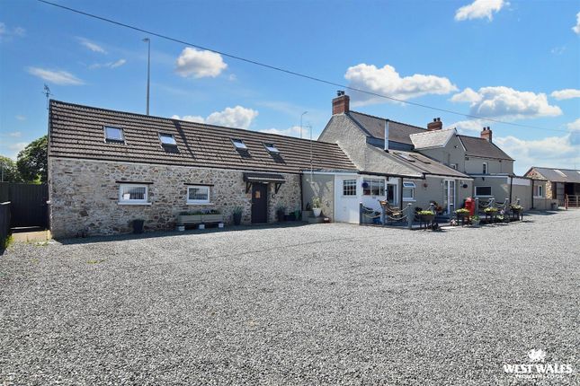 Milford Road, Johnston, Haverfordwest 6 bed semi