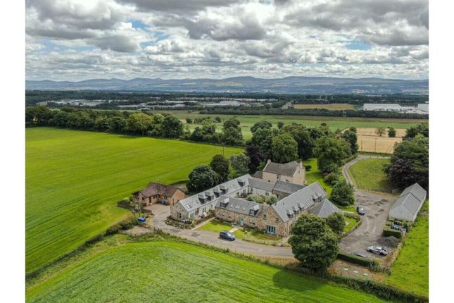 Drumcross Steading, Bathgate EH48 4 bed semi