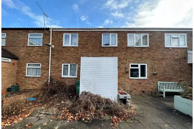 Wythefield, Basildon SS13 4 bed terraced house for sale