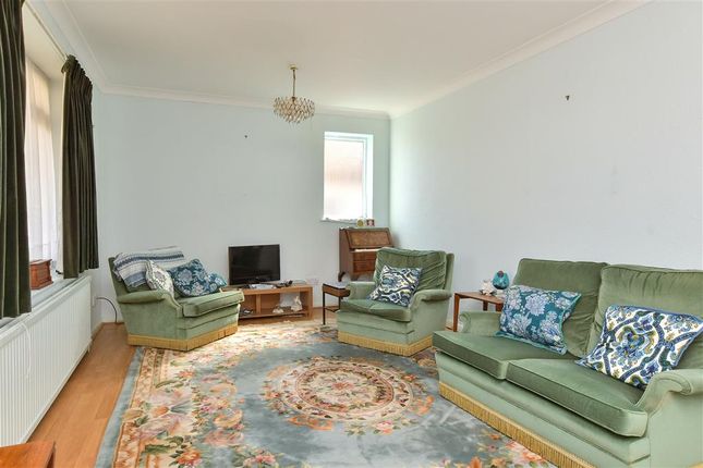 2 bed flat