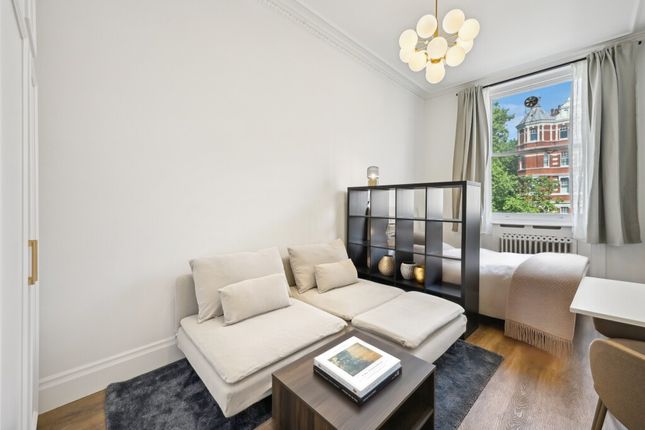 Queen's Gate, London, SW7 Studio for sale