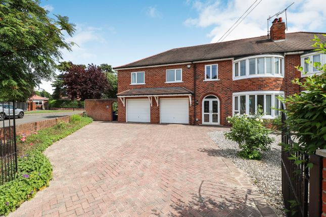5 bedroom semi-detached house for sale