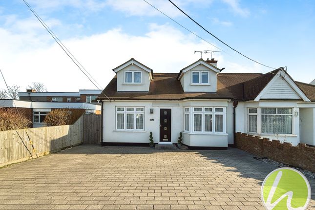 Giffords Cross Road, Corringham, SS17 4 bed chalet for sale