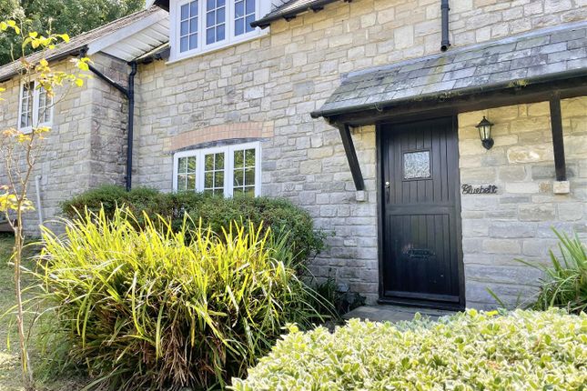 2 bedroom cottage for sale