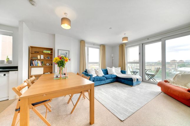 Hebden Place, London SW8 2 bed flat for sale