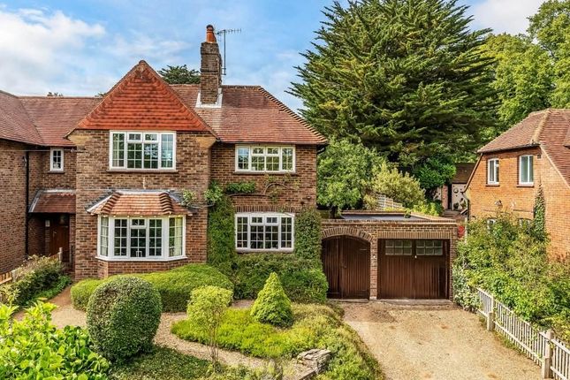 ASHCOMBE ROAD, DORKING, RH4 4 bed semi