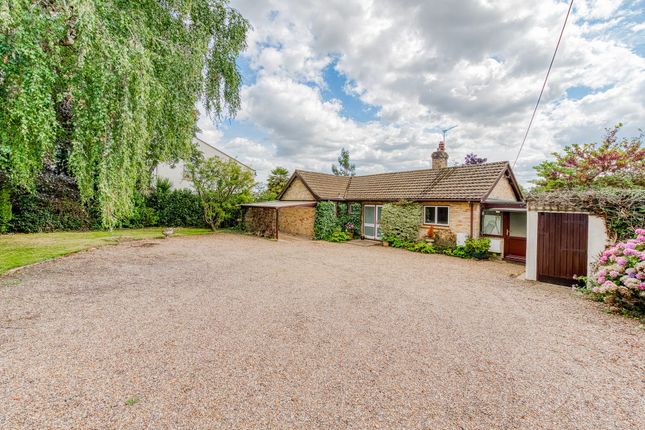 Holton Road, Halesworth 2 bed detached bungalow for sale