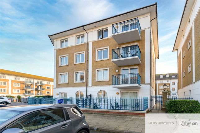 Sovereign Court, The Strand... 2 bed flat for sale