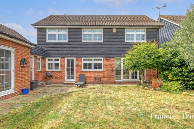 Badgers Mount, Grays, RM16 4 bed detached house for sale