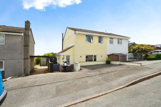 2 bedroom semi-detached house for sale